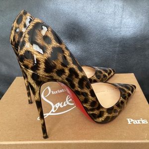 100% authentic Christian Louboutin SO KATE Pumps